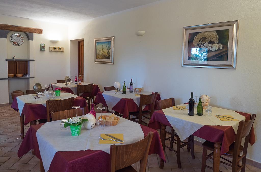 B&B Corte Degli Struzzi Pescia Romana Eksteriør billede